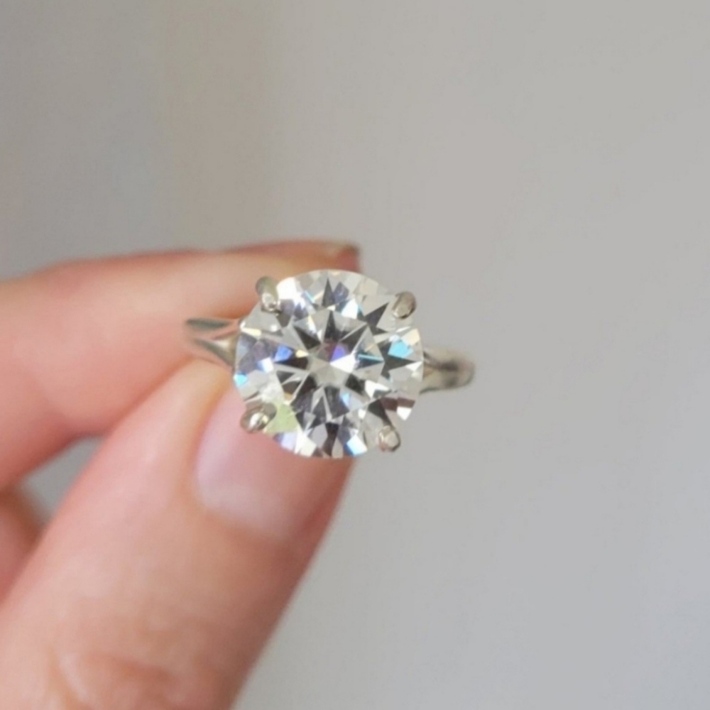New 5ct Certified Moissanite Engagement Ring, size 7 - Picture 6 of 13